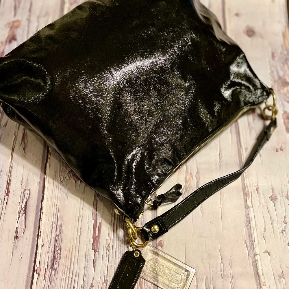 Coach Daisy Liquid Gloss Patent Leather shoulder bag - Picture 6 of 11